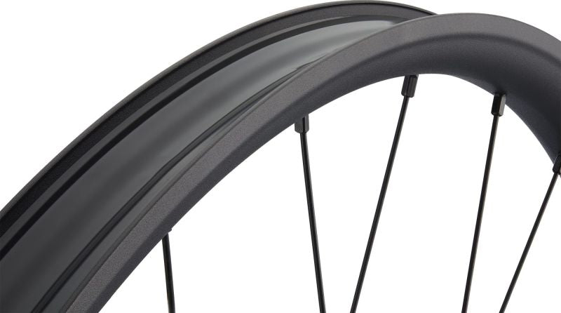 Newmen Beskar 30 Strong 29 32H Front Wheel 4