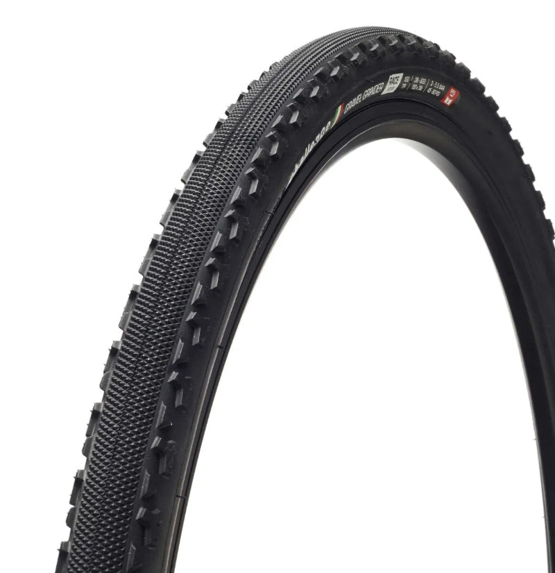 Challenge Gravel Grinder Vulcanized Gravel Tyre in Black