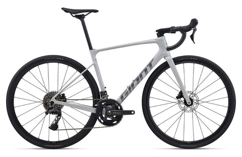Giant Defy Advanced 3 Road Bike 2026