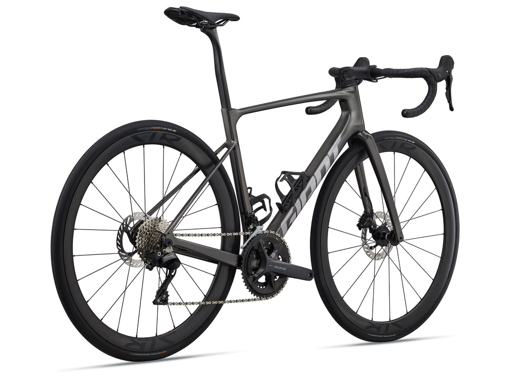 Giant Defy Advanced Pro 2 Road Bike 2026