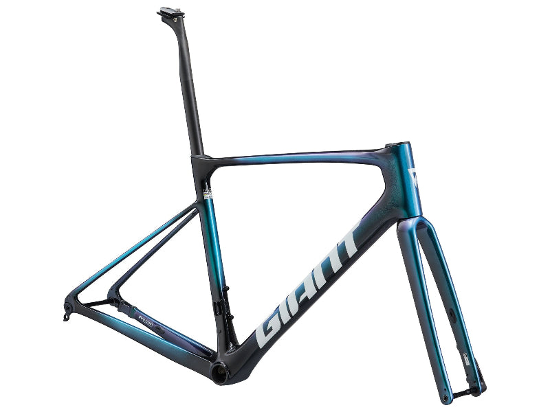 Giant Defy Advanced Pro Frameset 2026