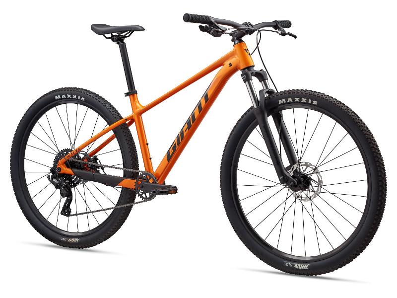 Giant Talon 4 Mountain Bike 2025 - Radiant Orange - Front