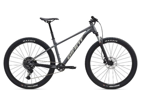 Giant Talon 1 Mountain Bike 2025