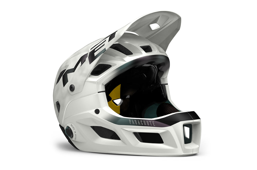 MET Parachute MCR MIPS Helmet